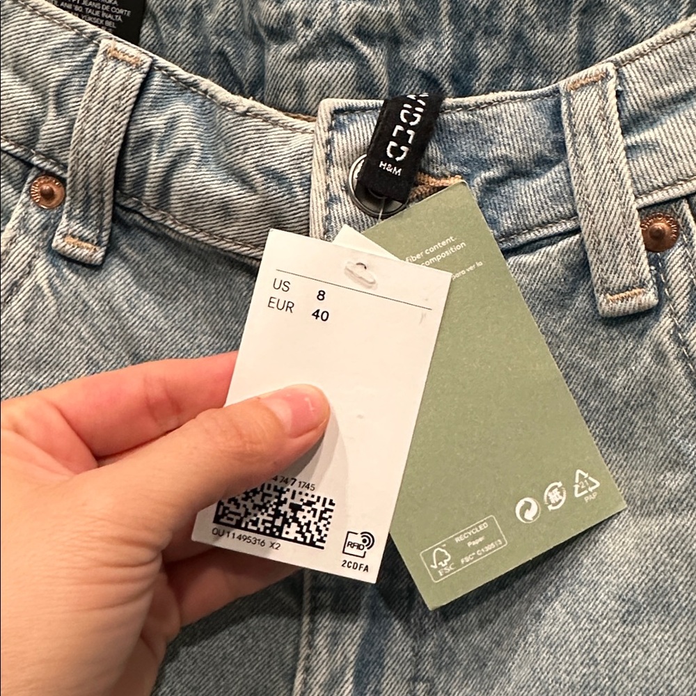 NWT H&M Light Blue Denim Jeans - Picture 3 of 5